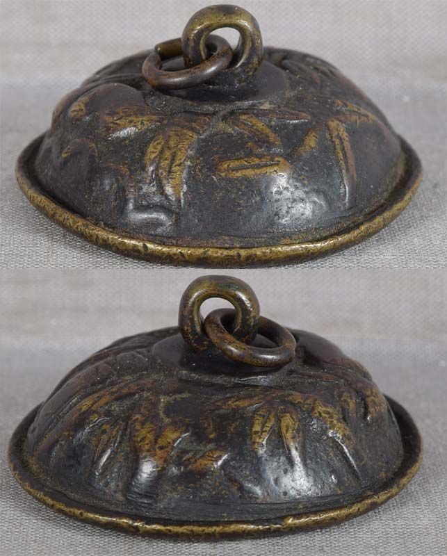 18c bronze SUIGARAAKE netsuke BAT & BAMBOO - 2