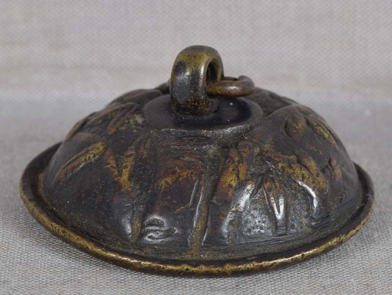 18c bronze SUIGARAAKE netsuke BAT & BAMBOO - 5