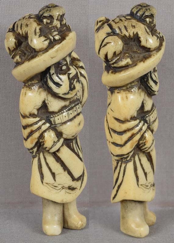 18c staghorn netsuke SHOKI with ONI & sword 10 cm - 5