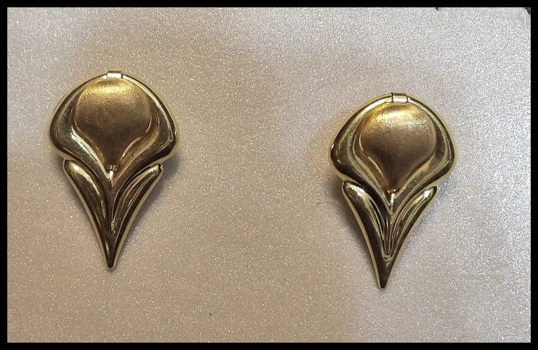 Brev Italian 14 KT Gold Convertible Hearts Earrings - 10