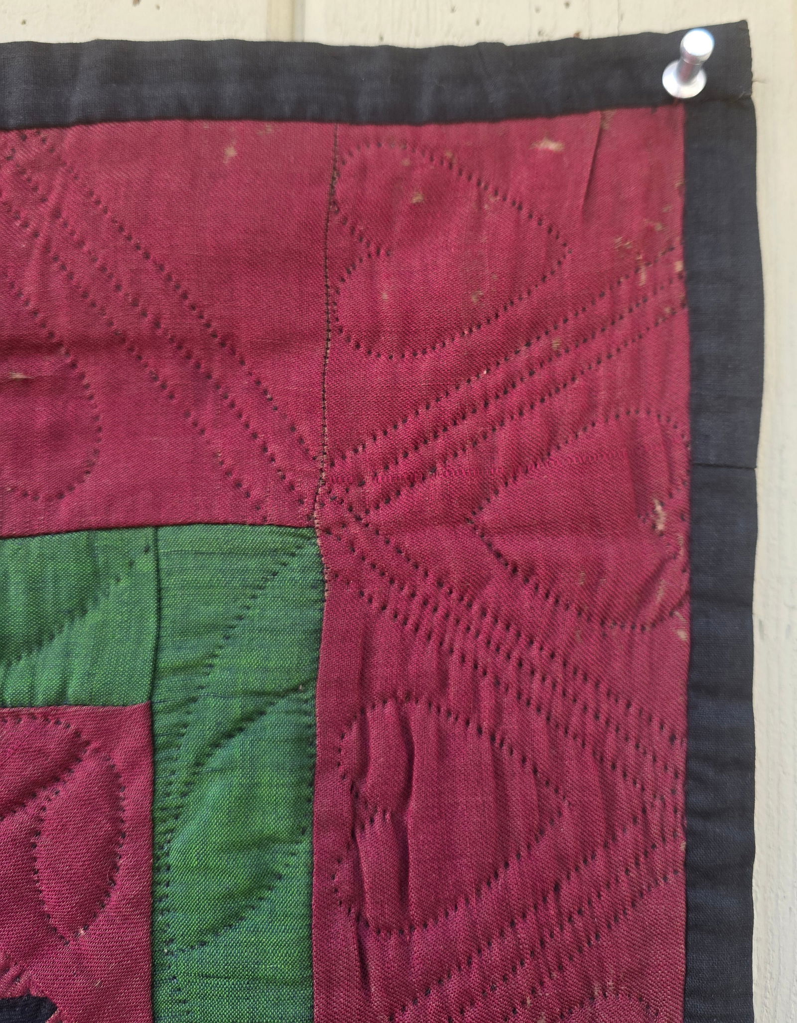 Early Amish crib quilt - 2