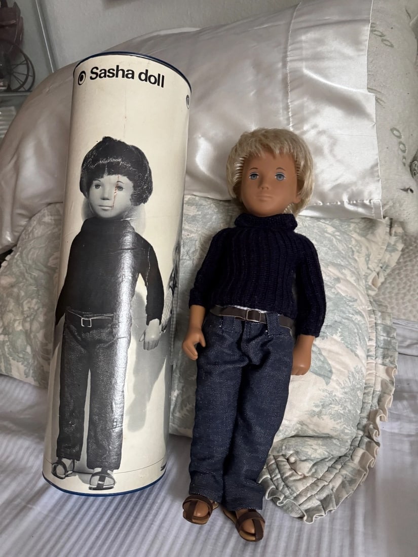 16" VINTAGE SASHA GREGOR BLONDE BOY DOLL W/ TUBE - 2