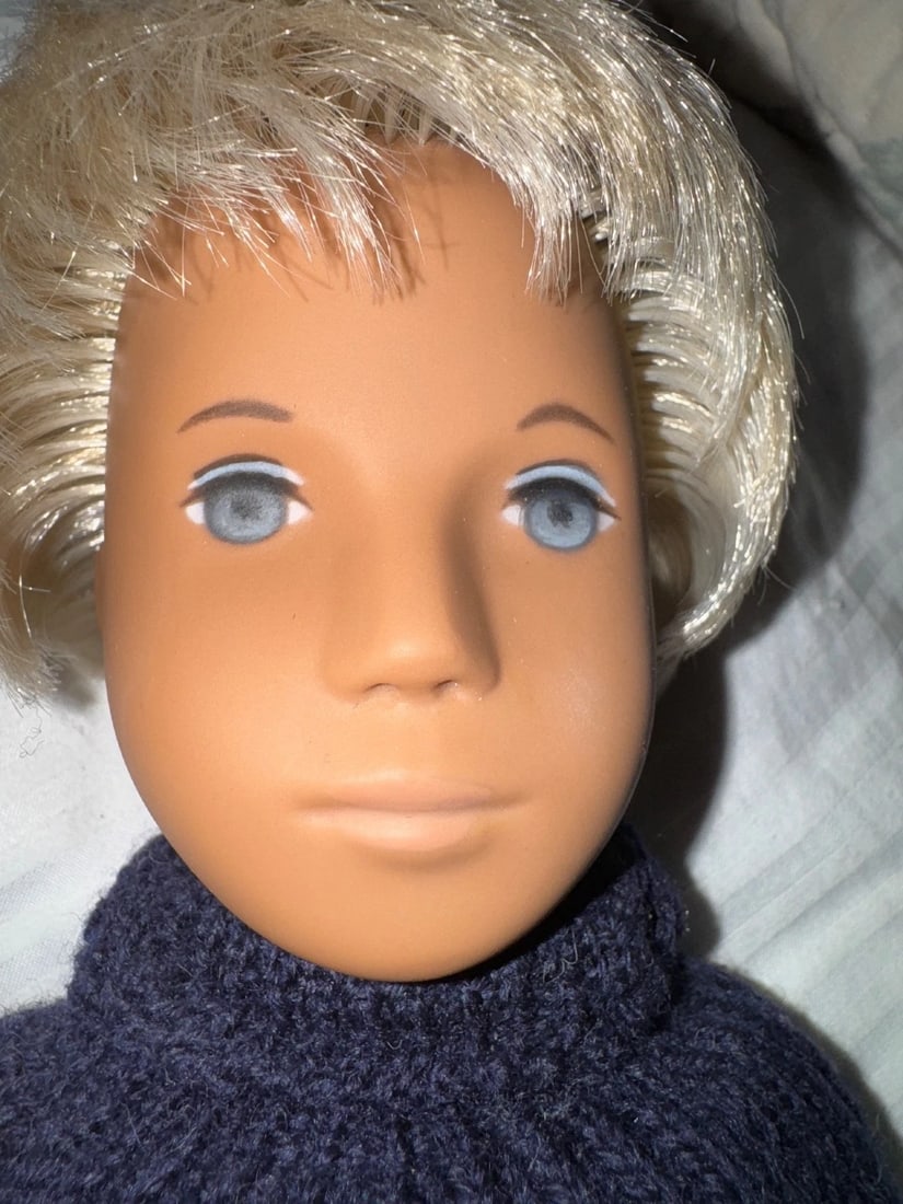 16" VINTAGE SASHA GREGOR BLONDE BOY DOLL W/ TUBE - 7
