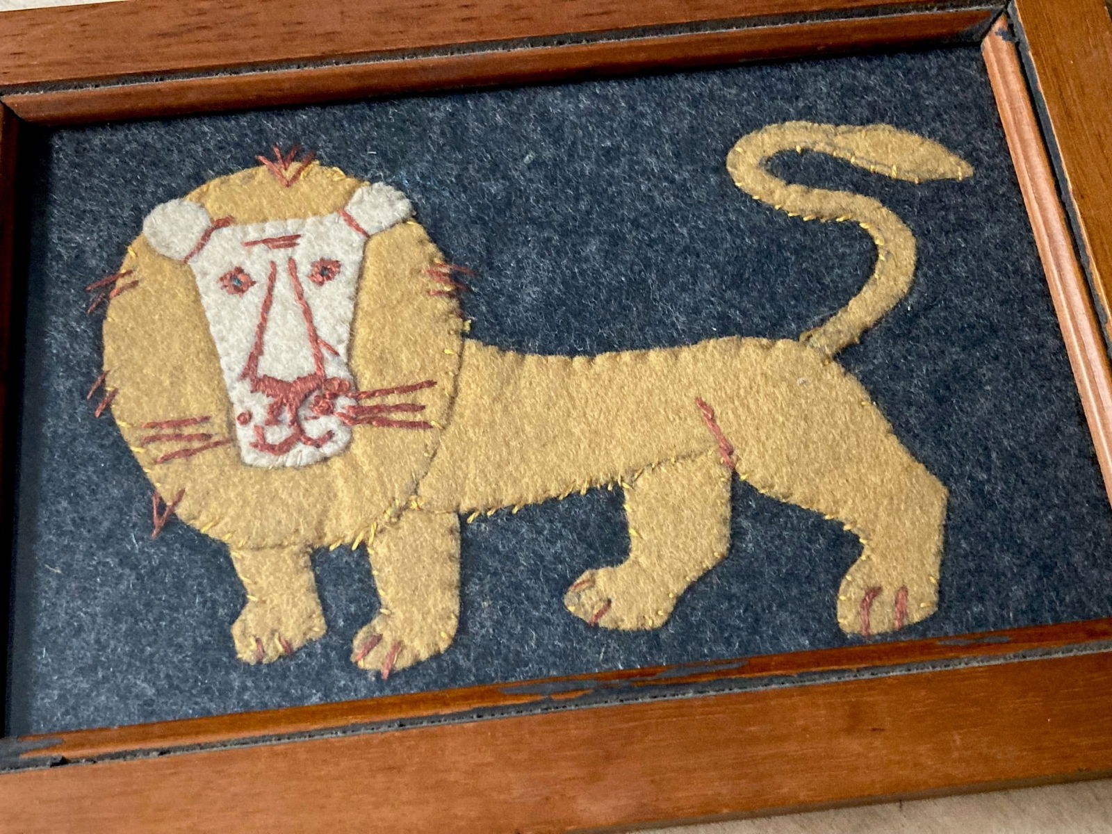 Mid 20thc hand made felt lion stitched on dark grey felt - 3