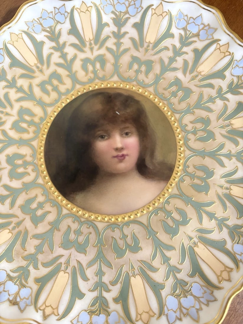 Hand painted Doulton Burslem Portrait Cabinet Plate - 2