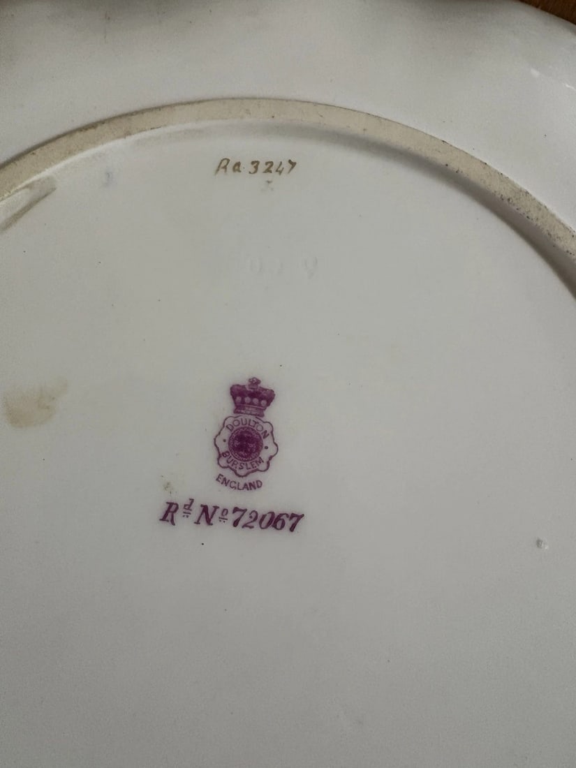 Hand painted Doulton Burslem Portrait Cabinet Plate - 4