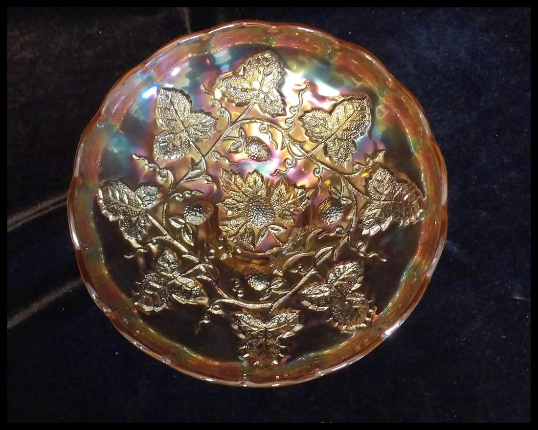 Rare Millersburg 8 ¼” Footed Strawberry Wreath Marigold Bowl - 4