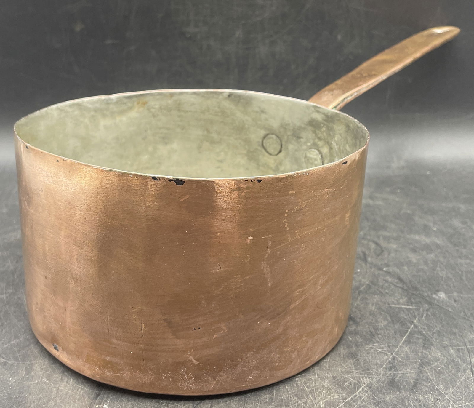 Large hand forged copper pot. Marked 55. Capacity 2quarts. - 2