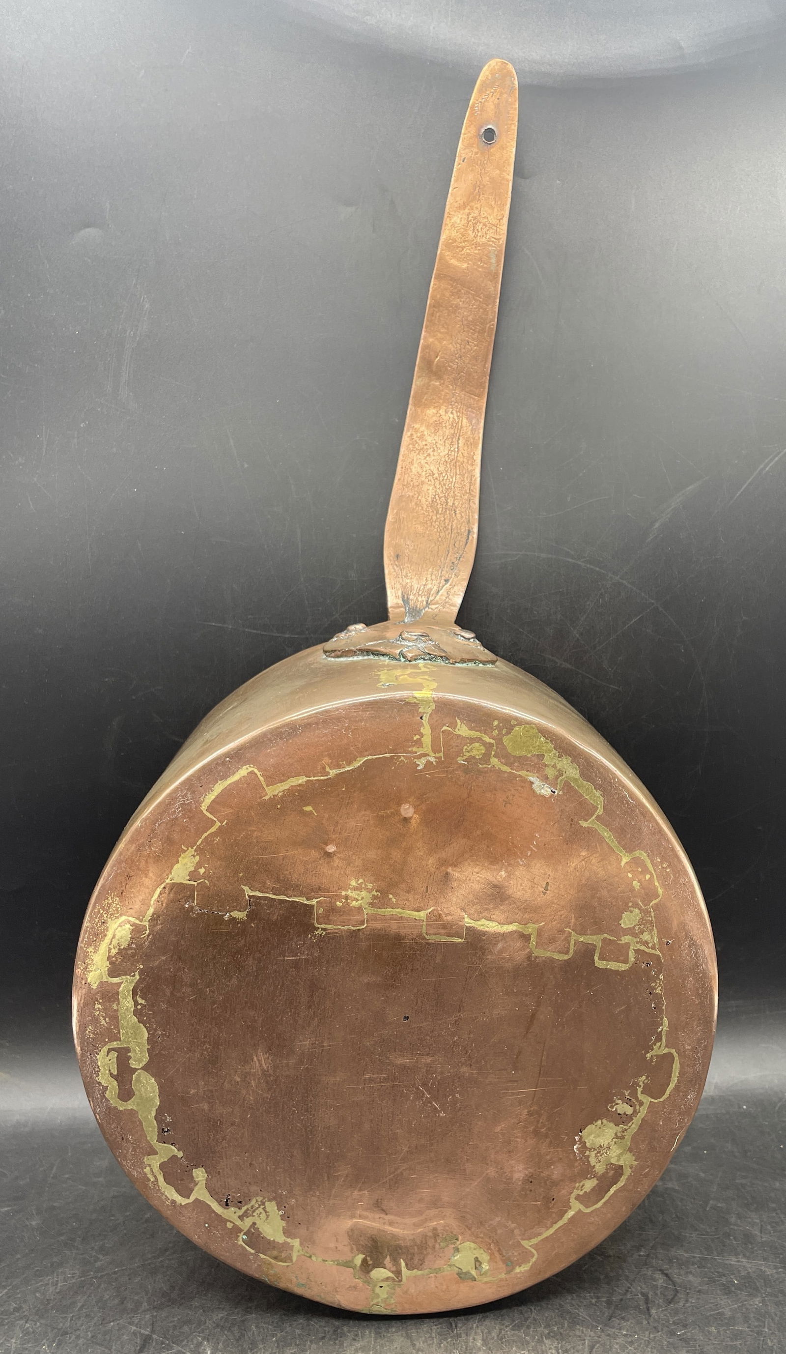 Large hand forged copper pot. Capacity 5 quarts. - 8