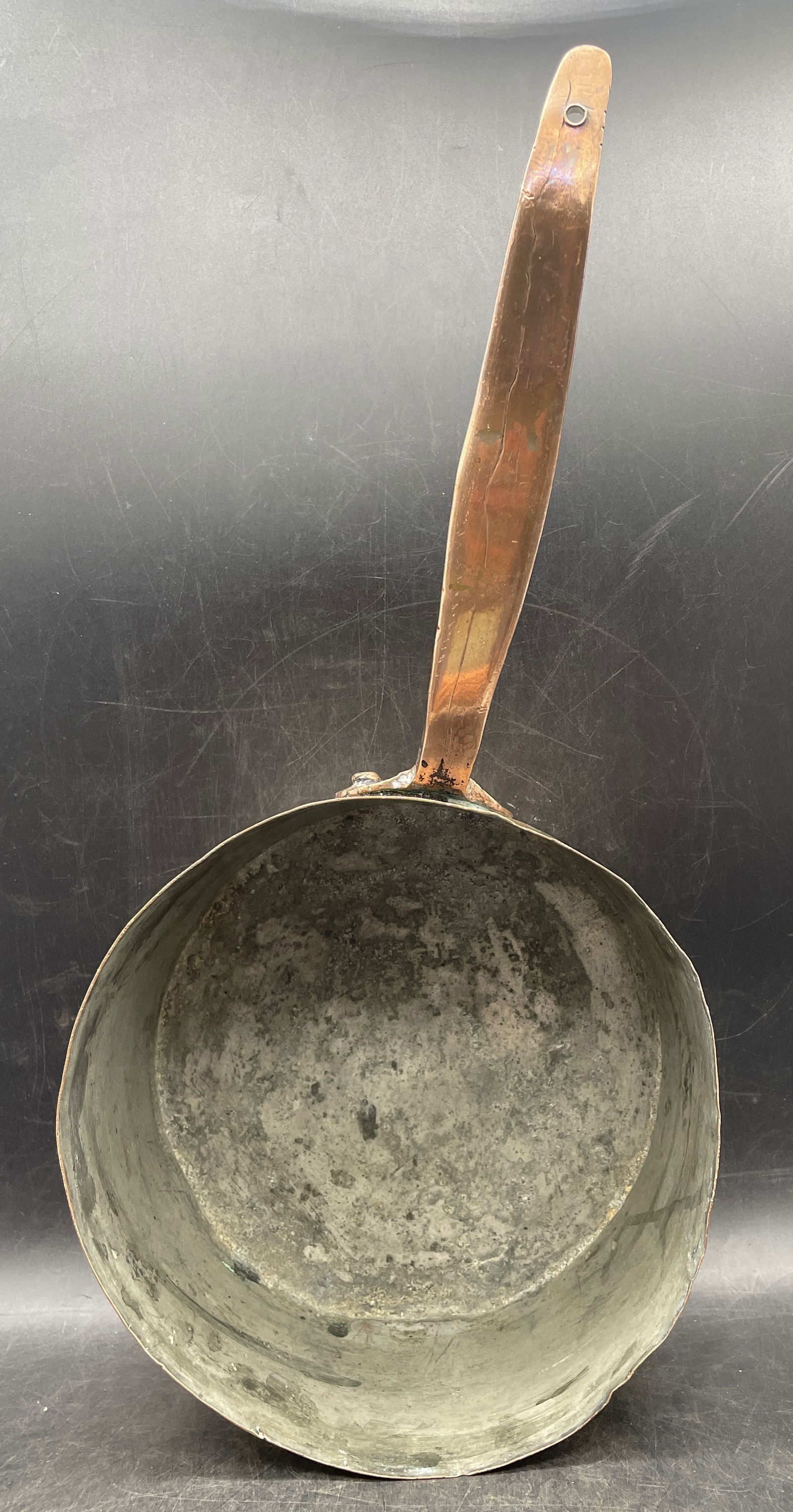 Large hand forged copper pot. Capacity 3 quarts. - 7