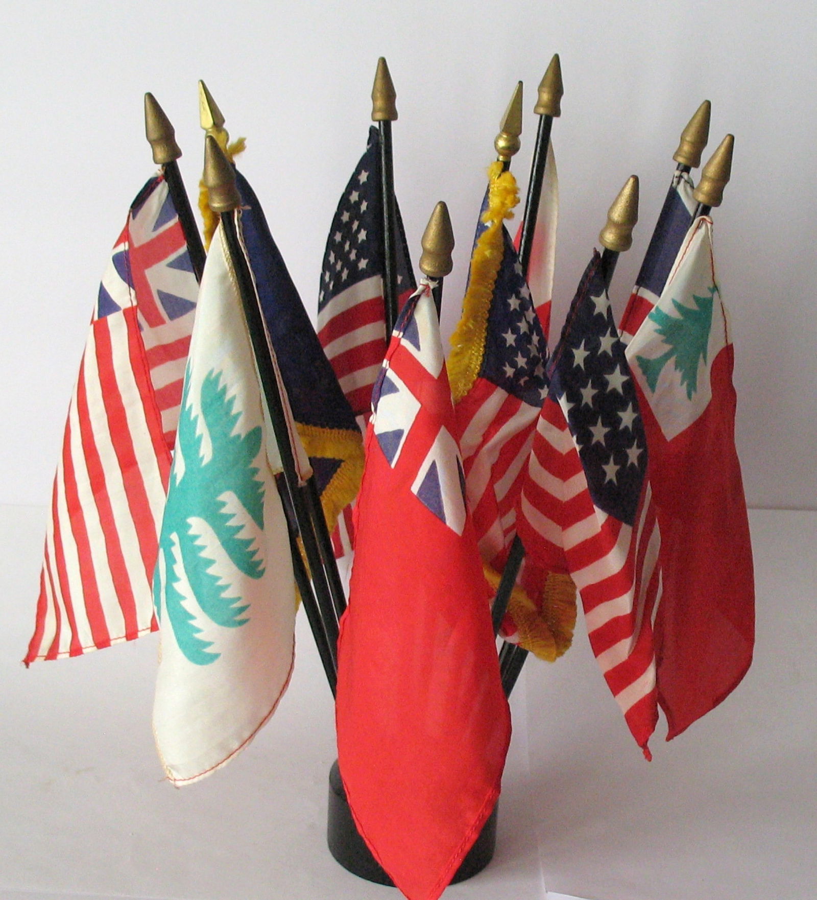 Vintage miniature desk flags. - 3