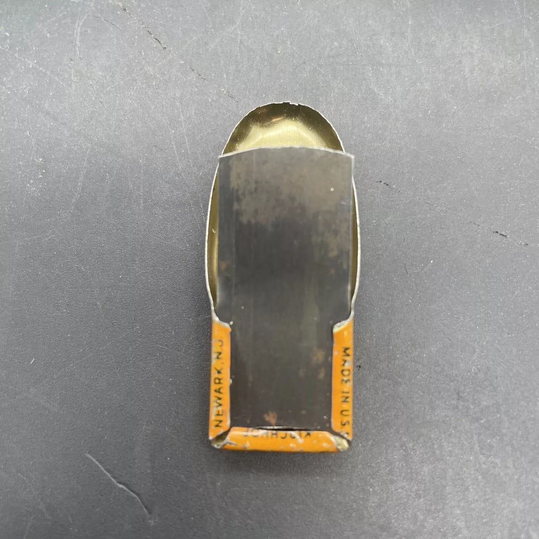 VINTAGE TIN LITHO CLICKER CLACKER NOISEMAKER MAMA GET REAL KILL Bug Killer - 3