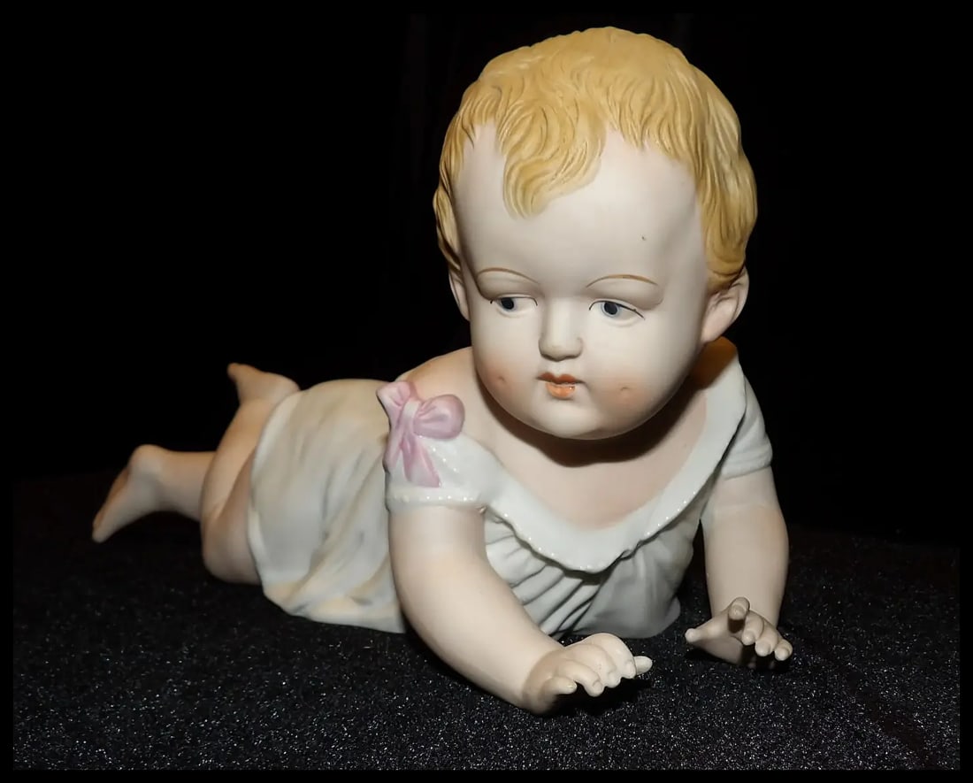 Andrea Bisque Piano Baby Girl with Pink Bow Figurine - 3