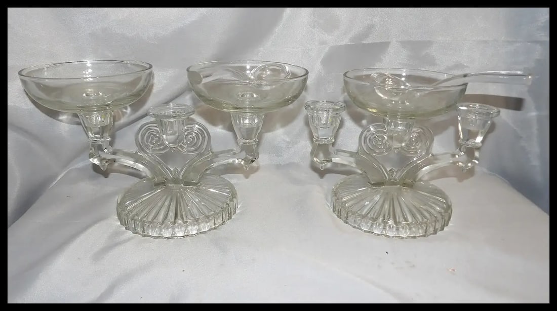 Jeanette Glass Cosmos Candelabra: Art Deco Style Triple Candle Holder with 3 Inserts - 2