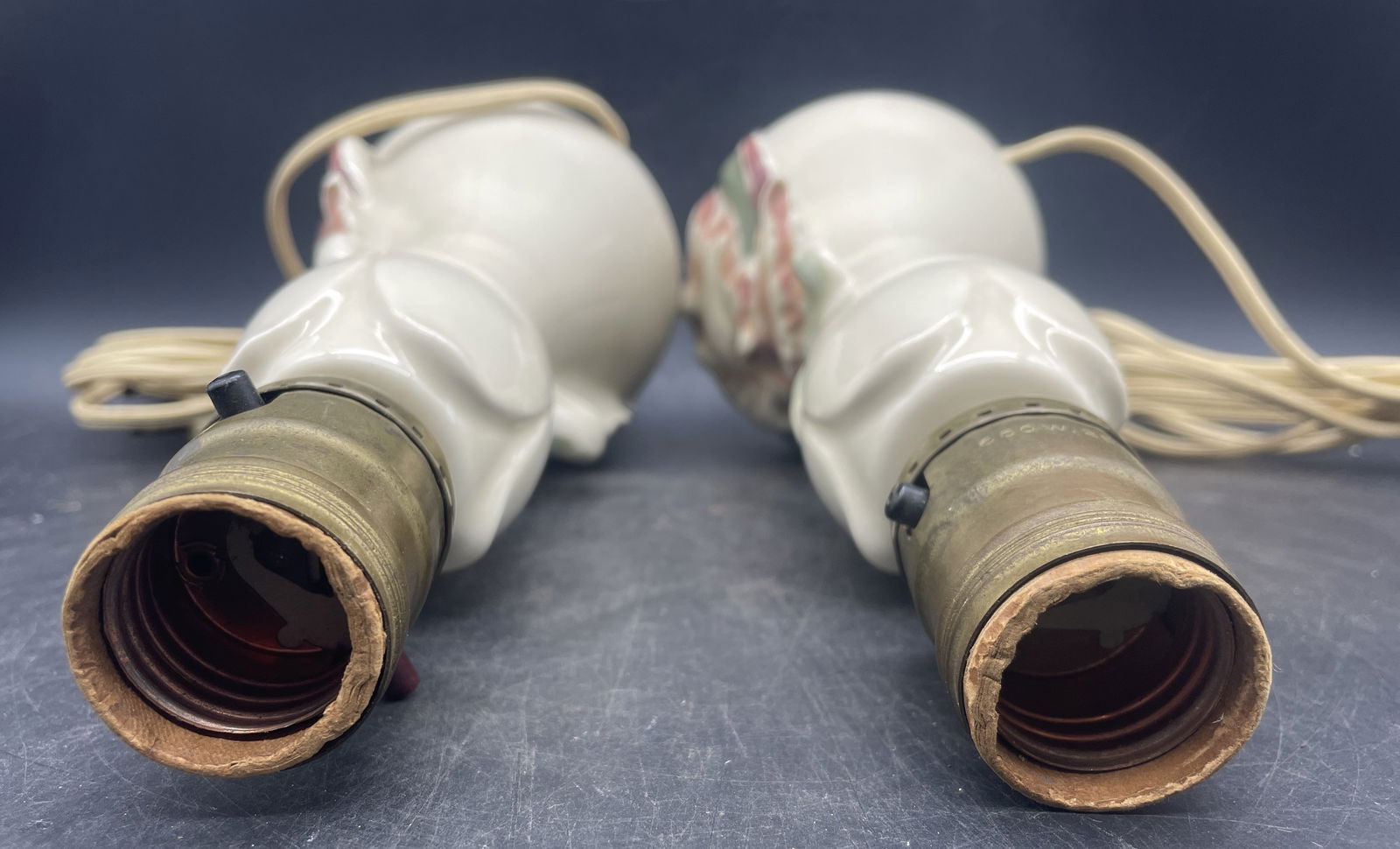 Pair of Vintage WILLIAM F.B. JOHNSON ORCHID Hand Painted Vanity /Dresser Lamps - 6