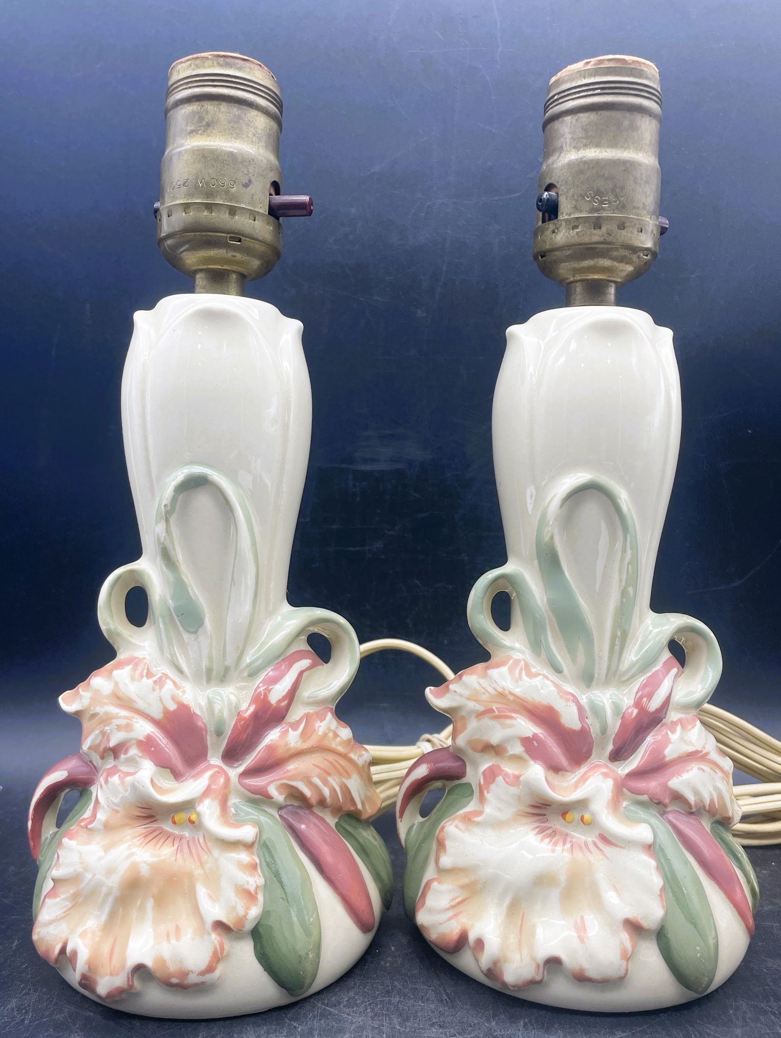 Pair of Vintage WILLIAM F.B. JOHNSON ORCHID Hand Painted Vanity /Dresser Lamps - 8