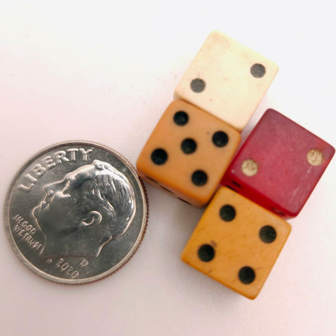 Assorted Vintage Dice of Various Age and Size Including Vegas Casinos - 14