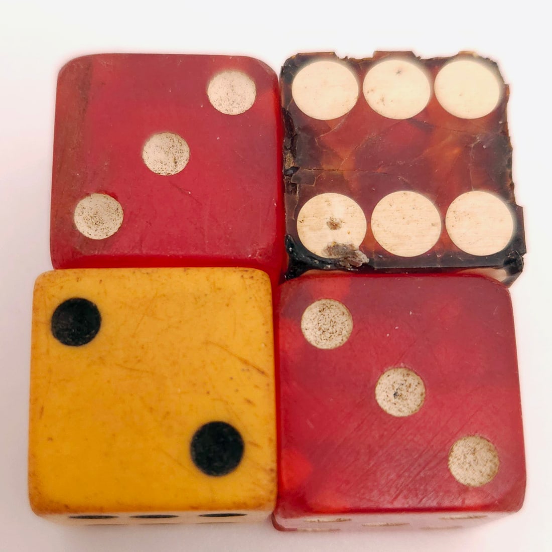 Assorted Vintage Dice of Various Age and Size Including Vegas Casinos - 7