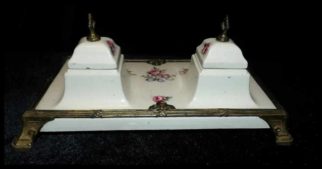 Antique Victorian Porcelain Inkwell - 6