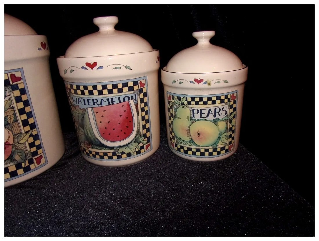 Susan Winget 1980's Fruits & Hearts Set of 4 Canisters & Lids - 6