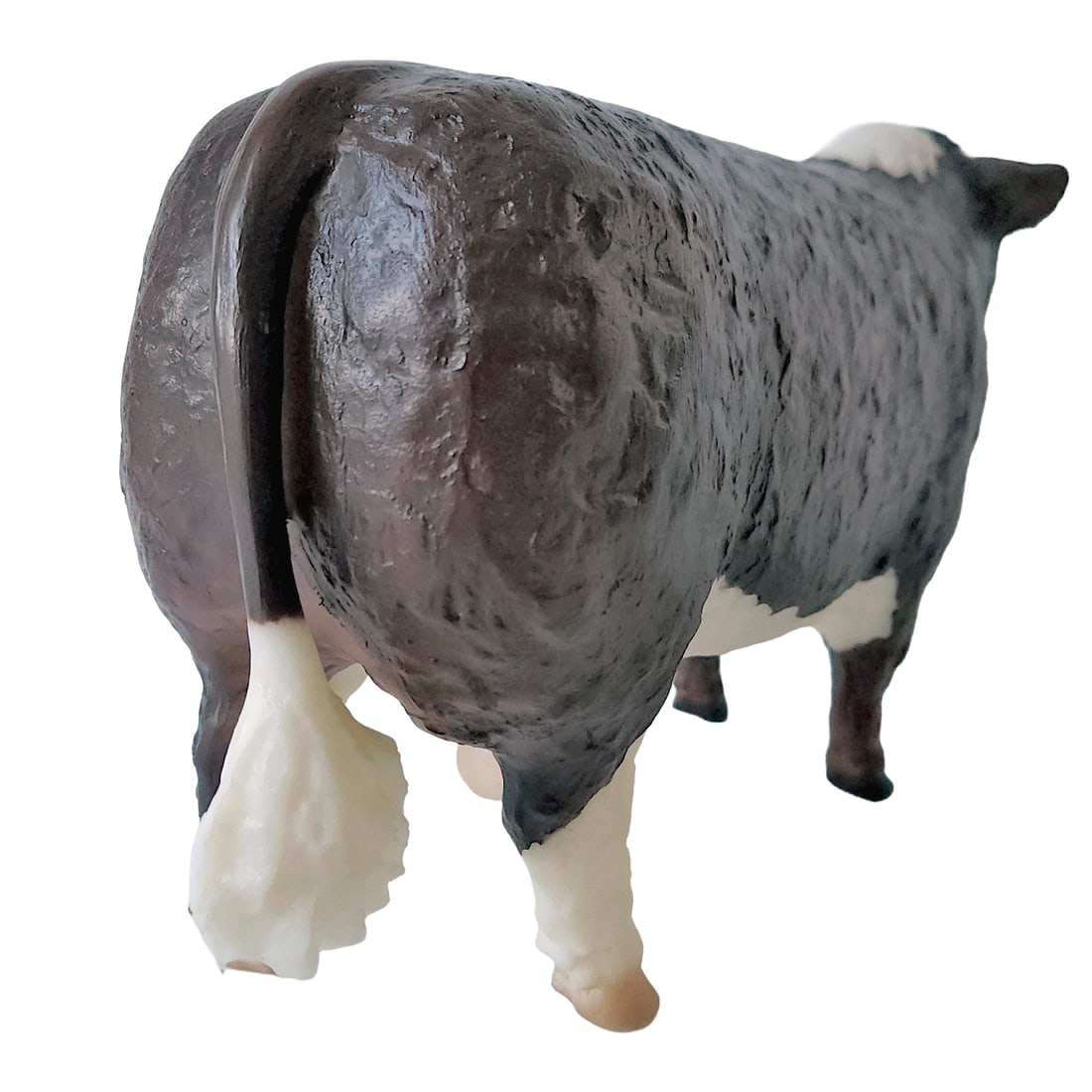 Breyer Polled Hereford Bull #74 Figurine - 7