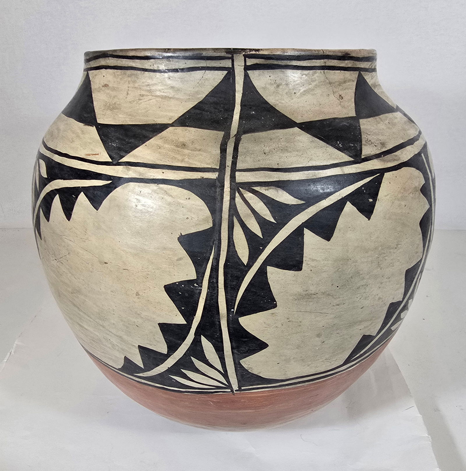 Large Santo Domingo water jar - 2