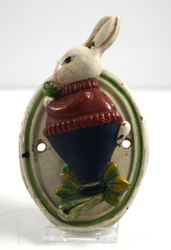 Peter Rabbit Eating Cabbage Cast Iron Doorknocker (1 of 5)