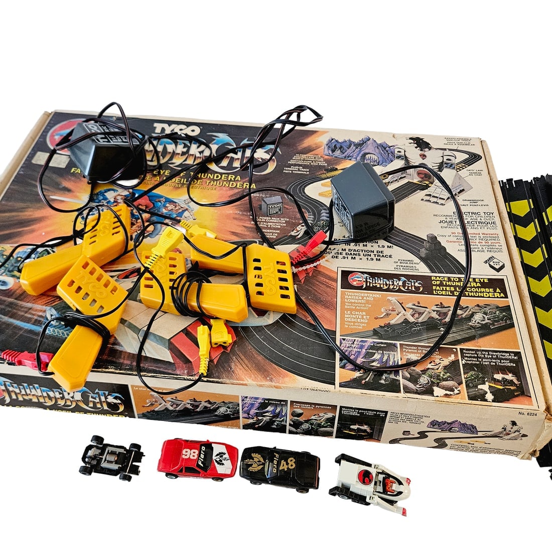 1986 Tyco "Race to the Eye of Thundera" Thundercat Slot Car Set. - 3