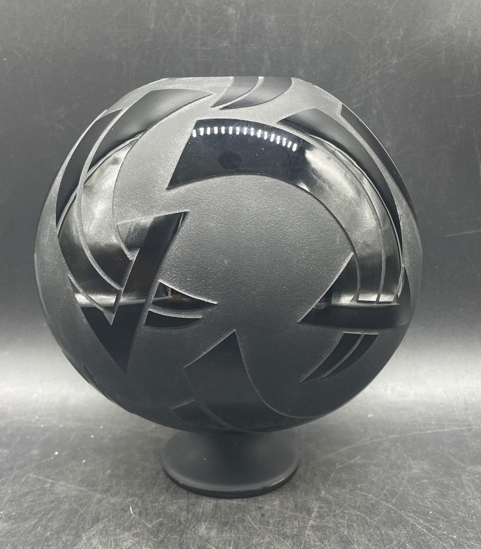 STEVEN CORREIA BLACK VASE SIGNED NUMBERED - 5