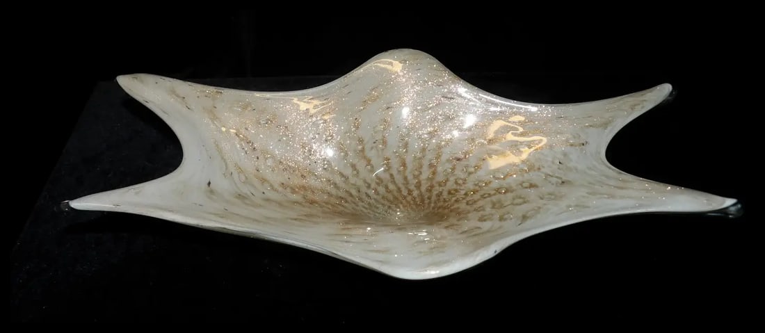 Rare Mid-Century Murano Art Glass Centerpiece White with Gold Aventurine - 8