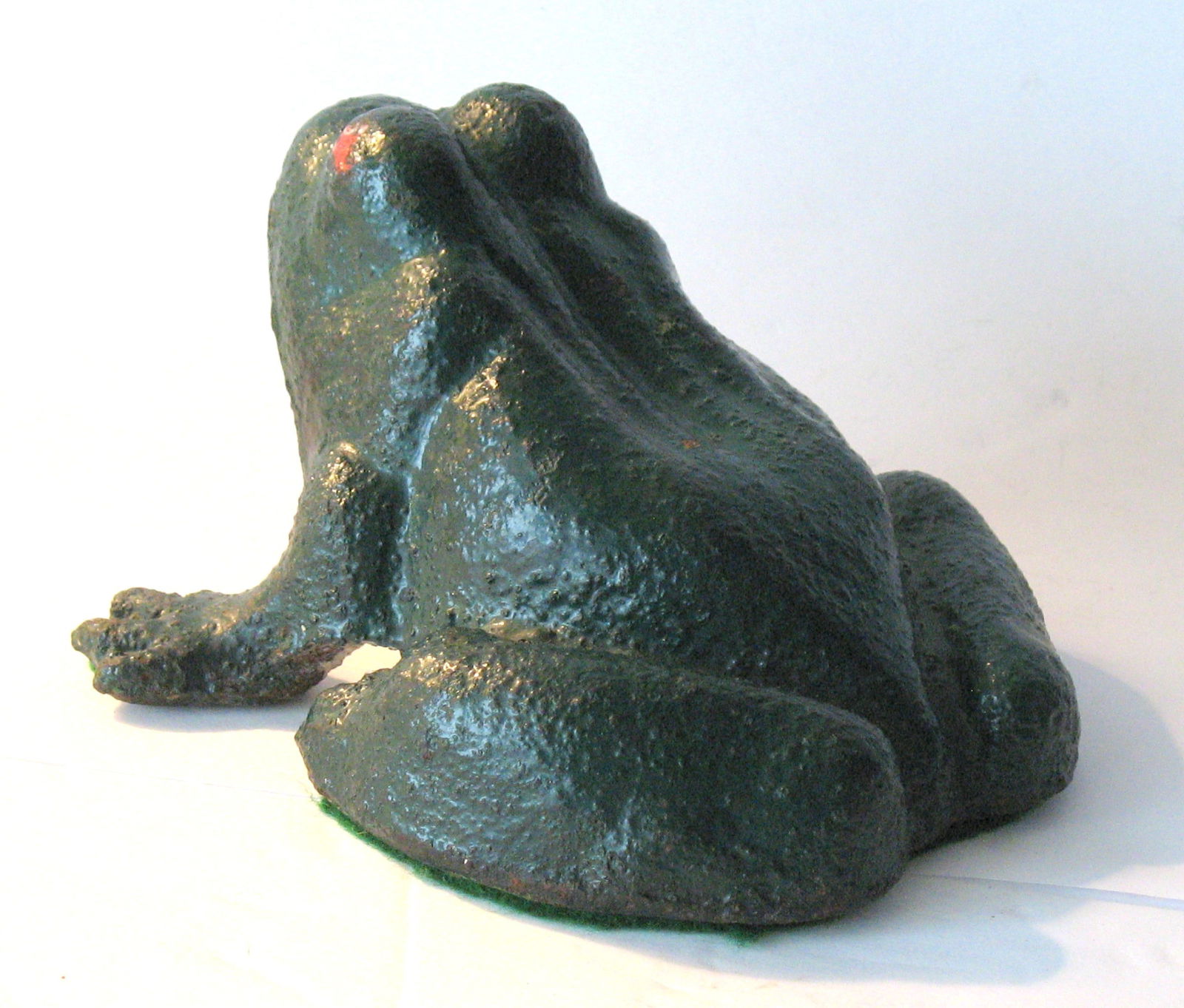 Antique cast iron frog door stop. - 2