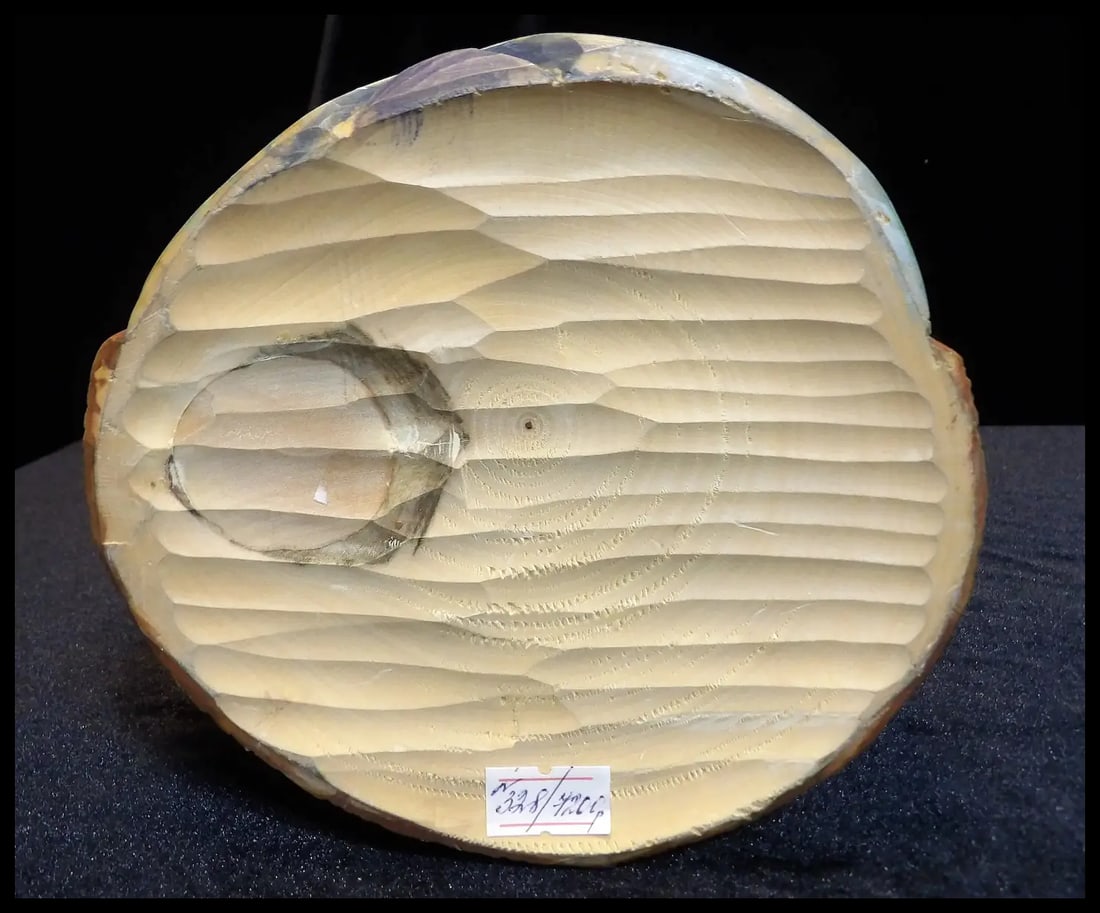 Russian Hand Carved Hand Painted Limited Edition Santa Claus - 11