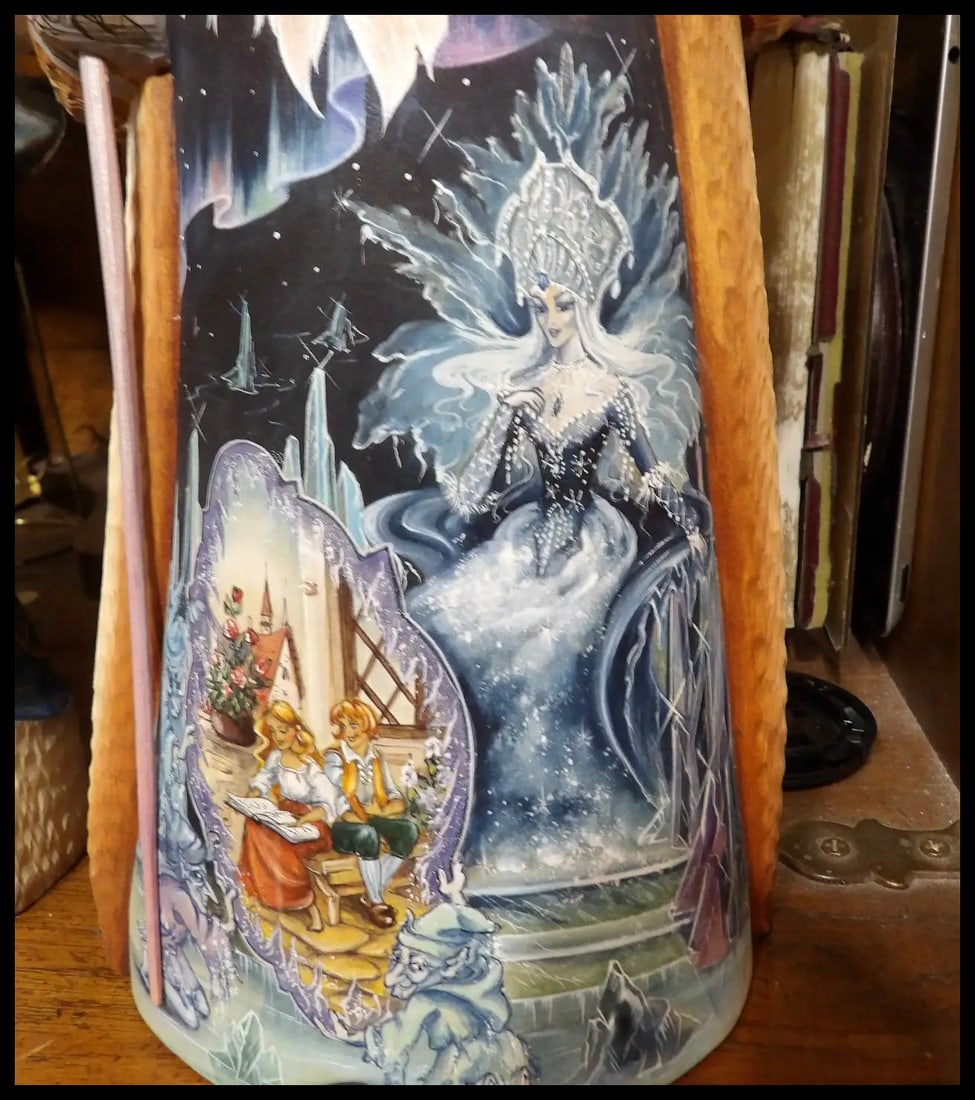 Russian Hand Carved Hand Painted Limited Edition Santa Claus - 9