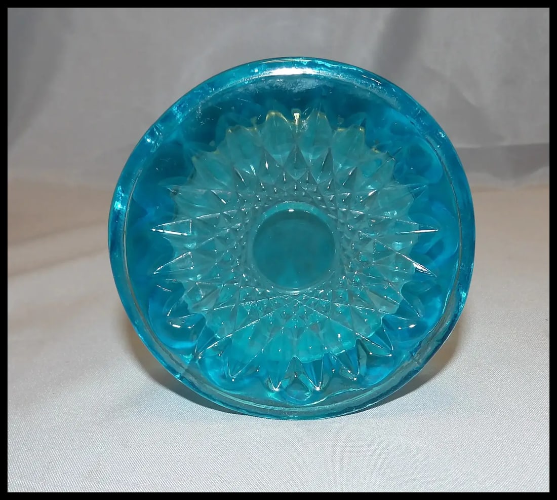 Jefferson Opalescent Diamond and Thumbprint Scalloped MCM Stretch Vase - 8