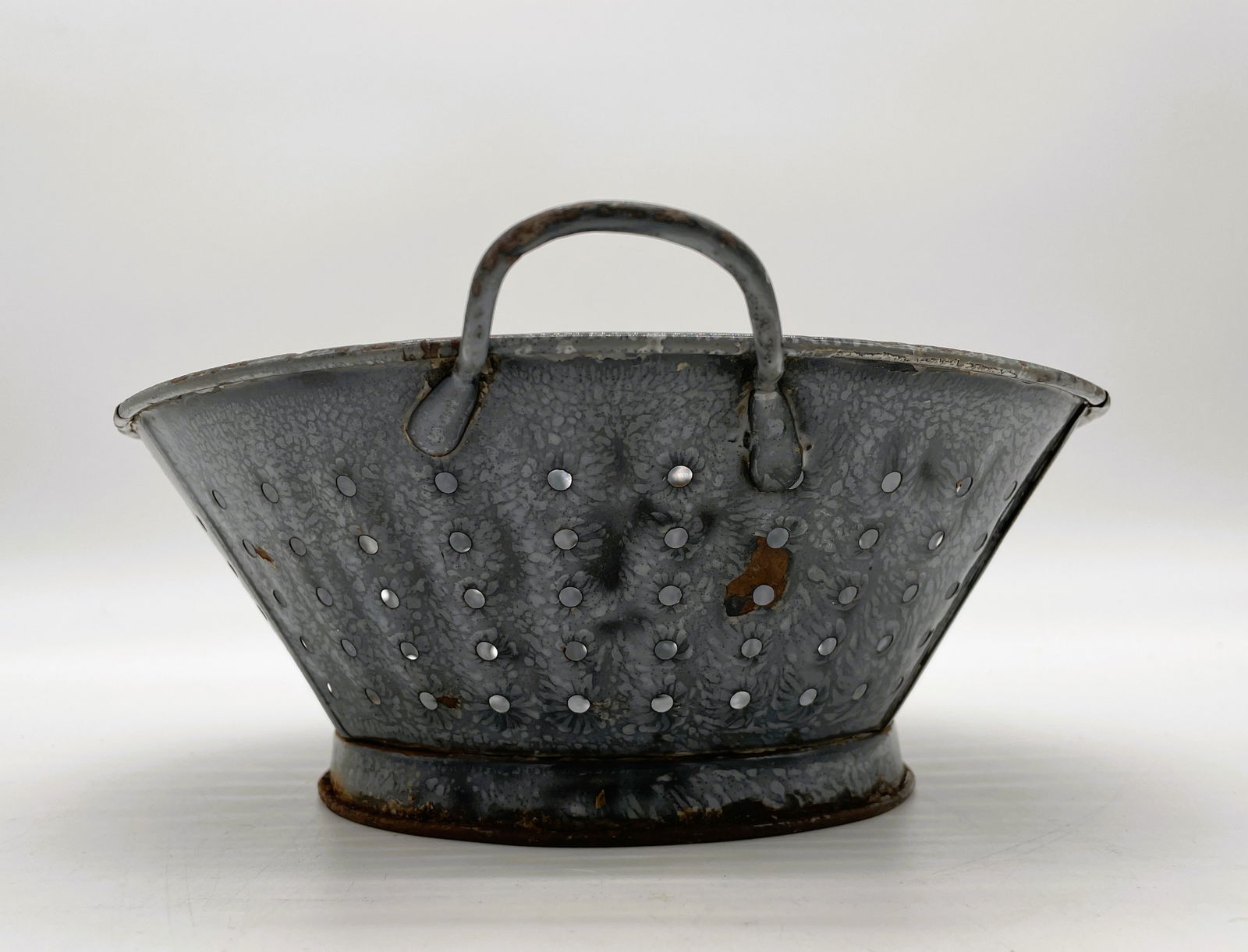 Vintage Old Enamelware Graniteware Gray Colander Strainer 2 Handled - 3