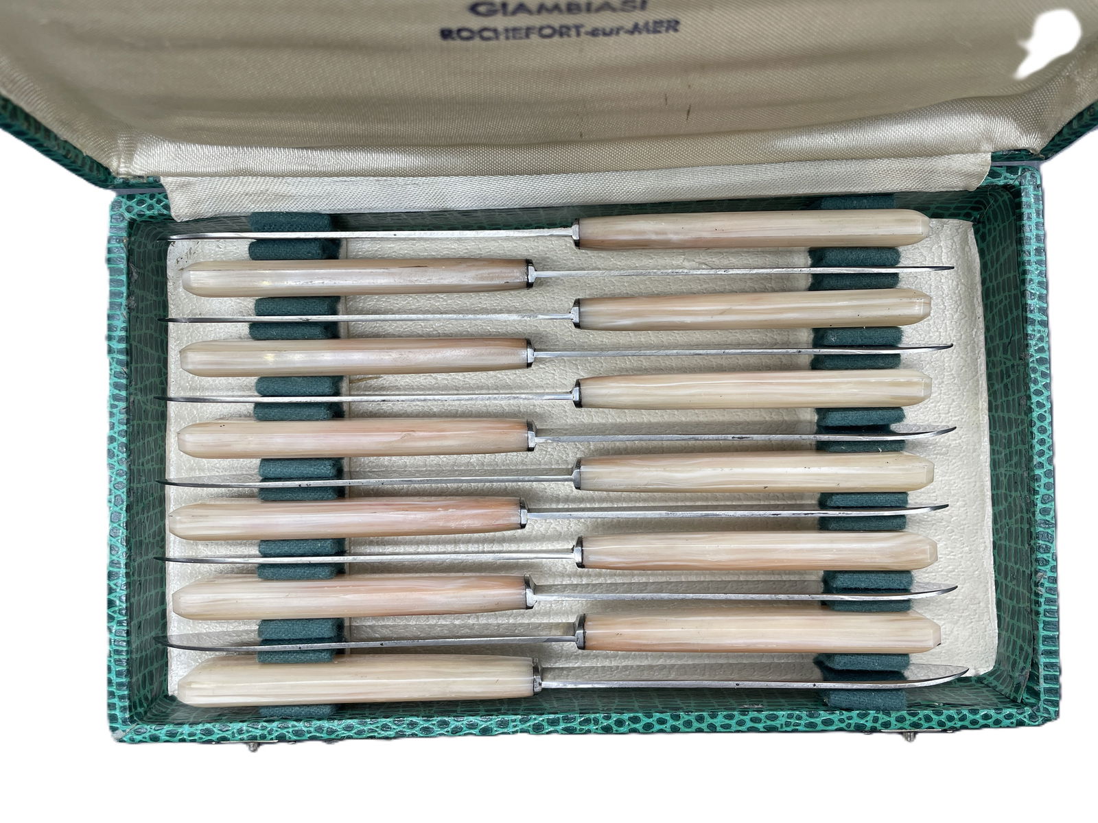 Antique French Indemanchable Knives Ivory Handles and Box - 6