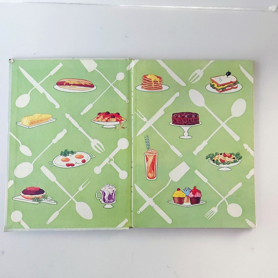 Walt Disney Mickey Mouse Cook Book 1975 First Edition - 3