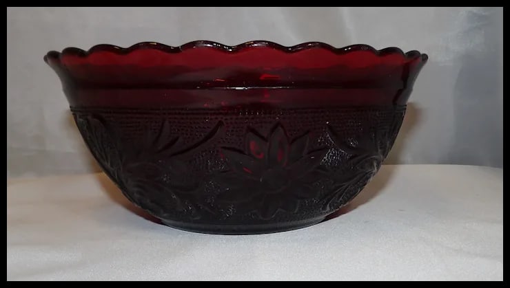 Royal Ruby Sandwich Glass Bowl - 3