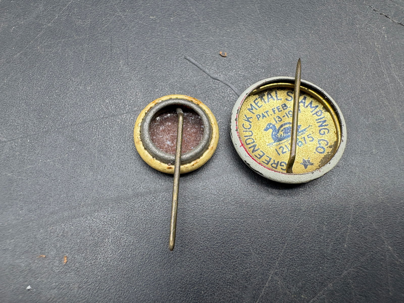 Pair of Antique American Red Cross Pin lot, 1 marked 1918 WW I Collectible Pinback - 3