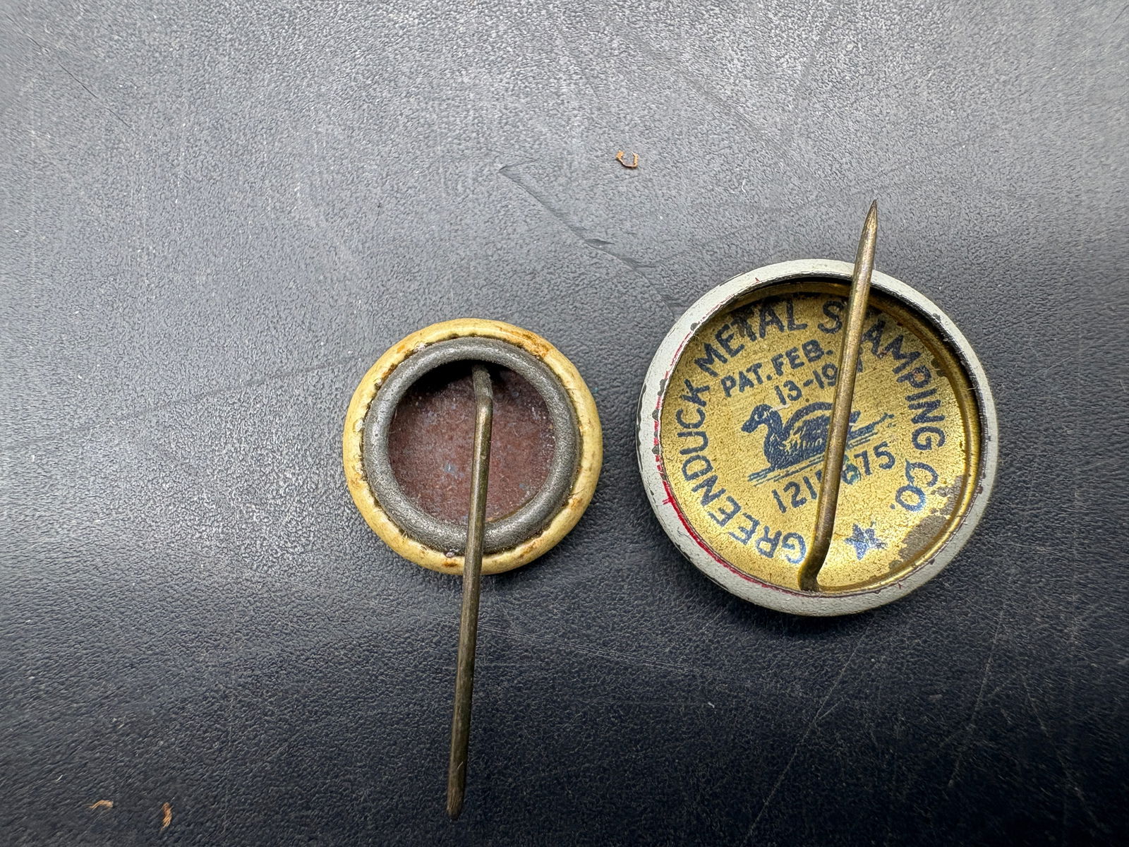 Pair of Antique American Red Cross Pin lot, 1 marked 1918 WW I Collectible Pinback - 4