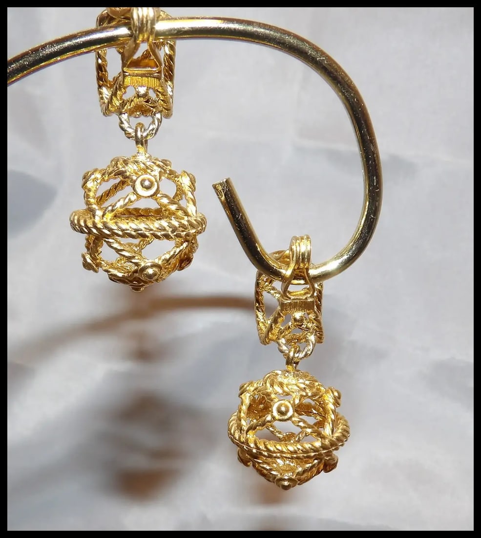 Rare Monet Gold Clip on Earrings - 2