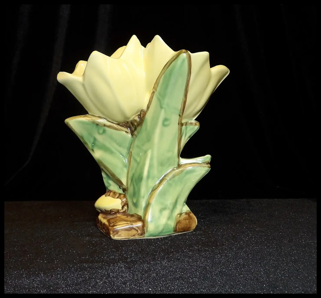 McCoy Tulip Vase - 2