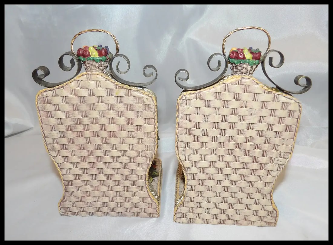 Vintage Pair of Rooster Resin Bookends - 5