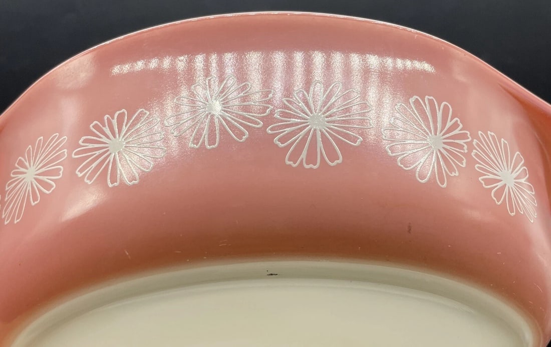 Vintage Pyrex Pink Daisy Oval 1 1/2 QT. # 043 Casserole Dish - 8