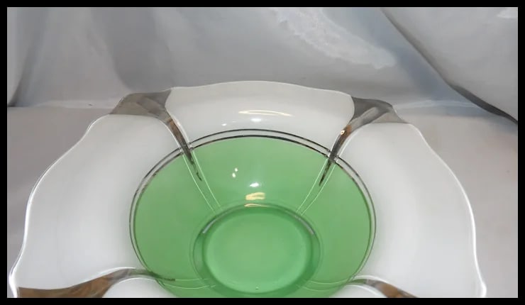 1930’s Indiana Glass Hand Painted Art Deco Green with Silver Accents Moderne Classic Footed - 5
