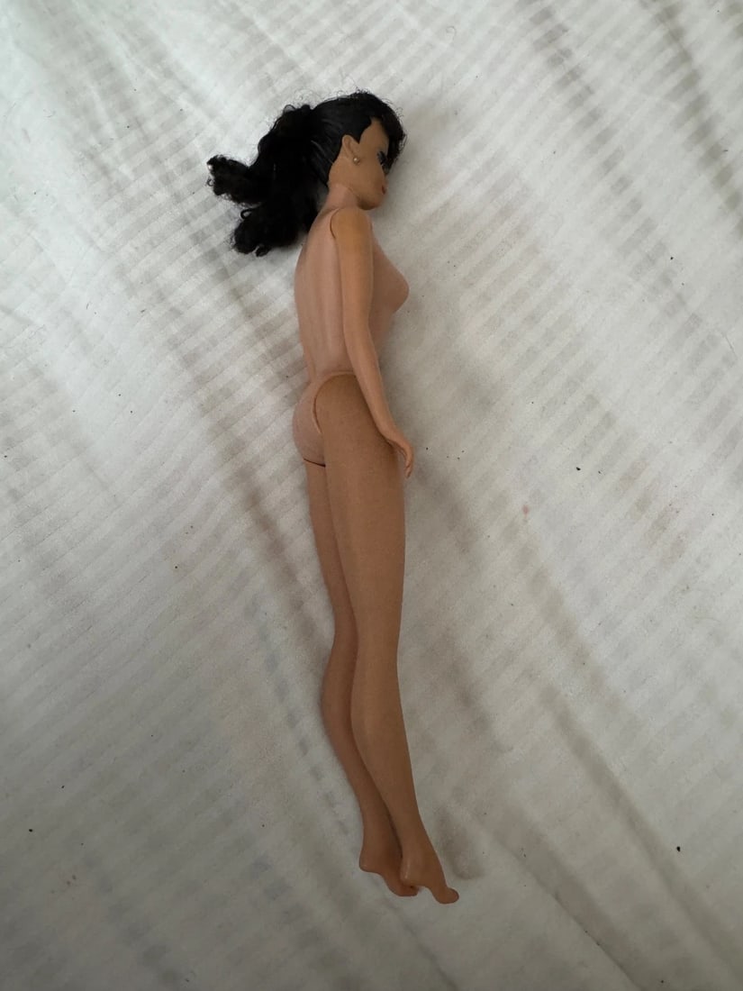 Vintage Barbie early Brunette Ponytail. Mattel - 14