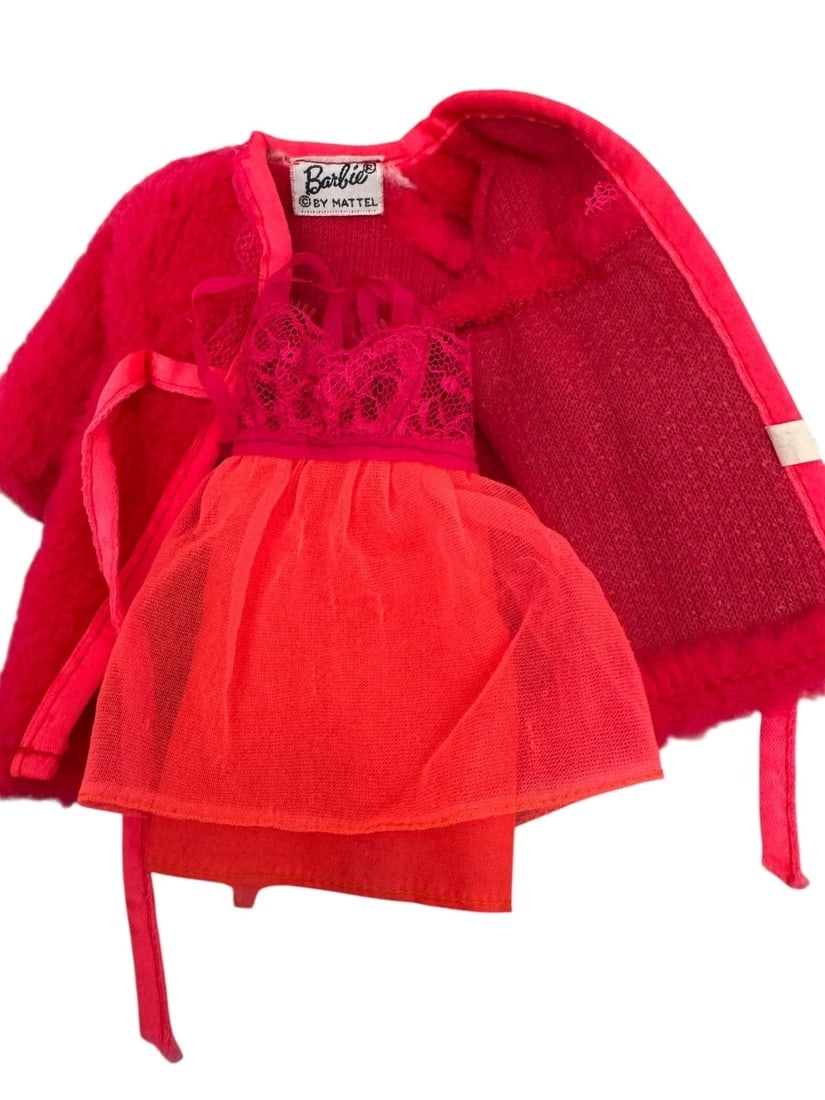 Vintage 1969 Mattel Barbie 1867 Dreams In Red Fur Robe Nightgown plus KEN items - 4