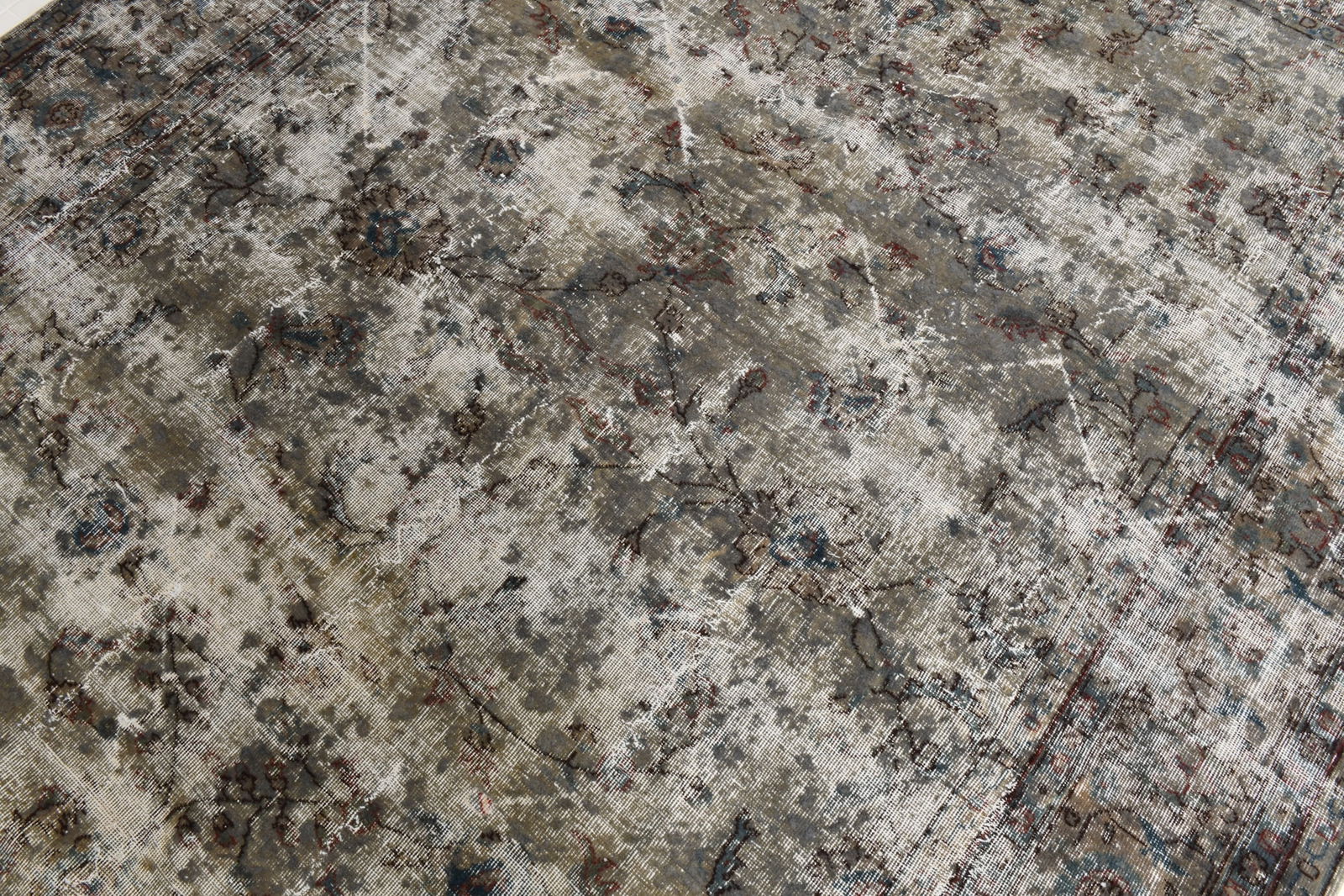 7'6'' x 10'11'' Handmade Vintage Wool Rug - 22256 - 6