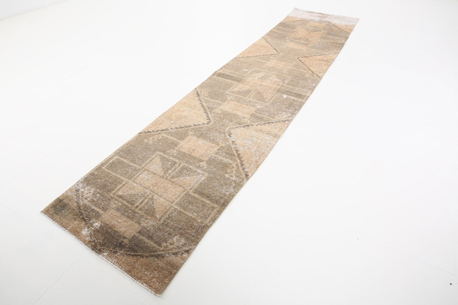 3'0'' x 13'5'' Turkish Vintage Runner Rug - 5243 - 4