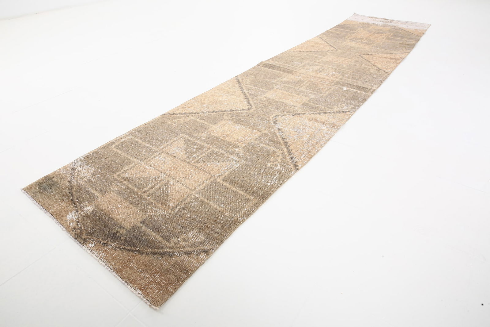 3'0'' x 13'5'' Turkish Vintage Runner Rug - 5243 - 5